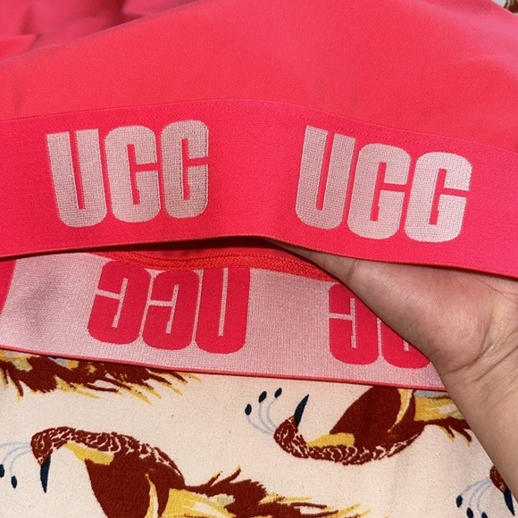 New UGG Logo Bralette - Picture 7 of 7